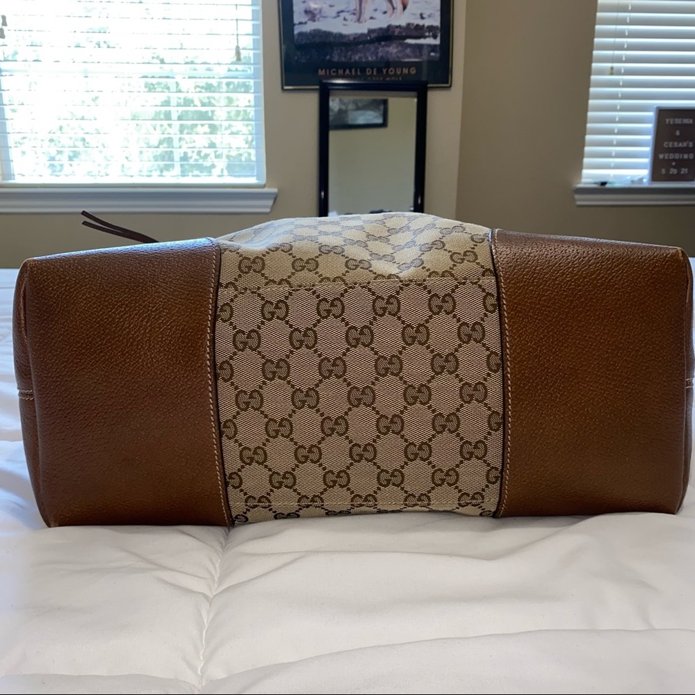 **SOLD**Gucci Bree Weekender Bag - Picture 9 of 16